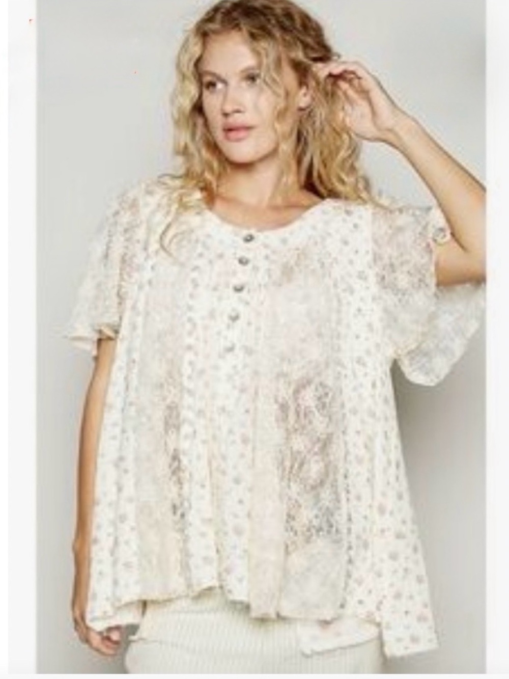 POL Garden Party Floral Lace Ruffle Sleeve Top with Pearls Sz S NWT